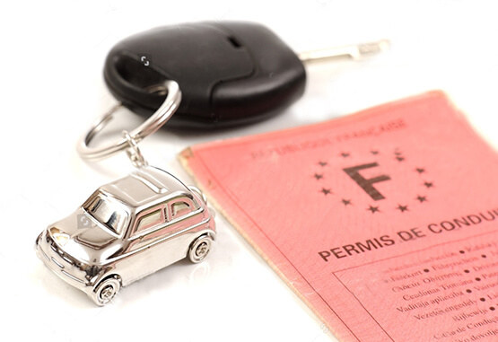 Permis envolé ? Louez une voiture sans permis autour de Paris - Roissy Aéroport CDG - Service Voiturier