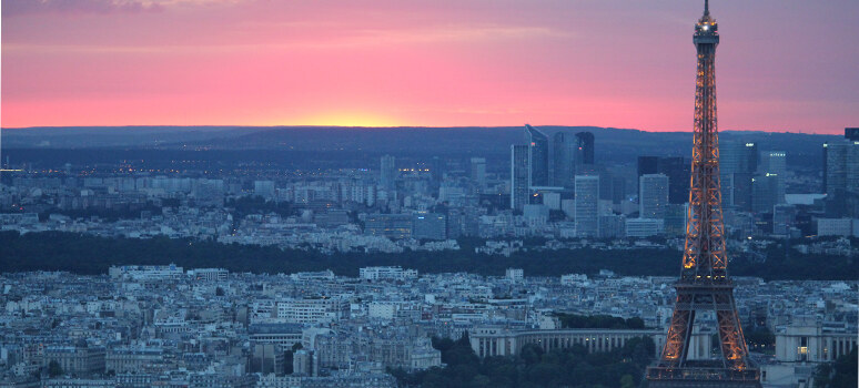 Visiter Paris et vori la tour Eiffel