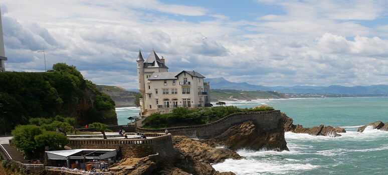 Biarritz dans le top 10 des villes à visiter en France